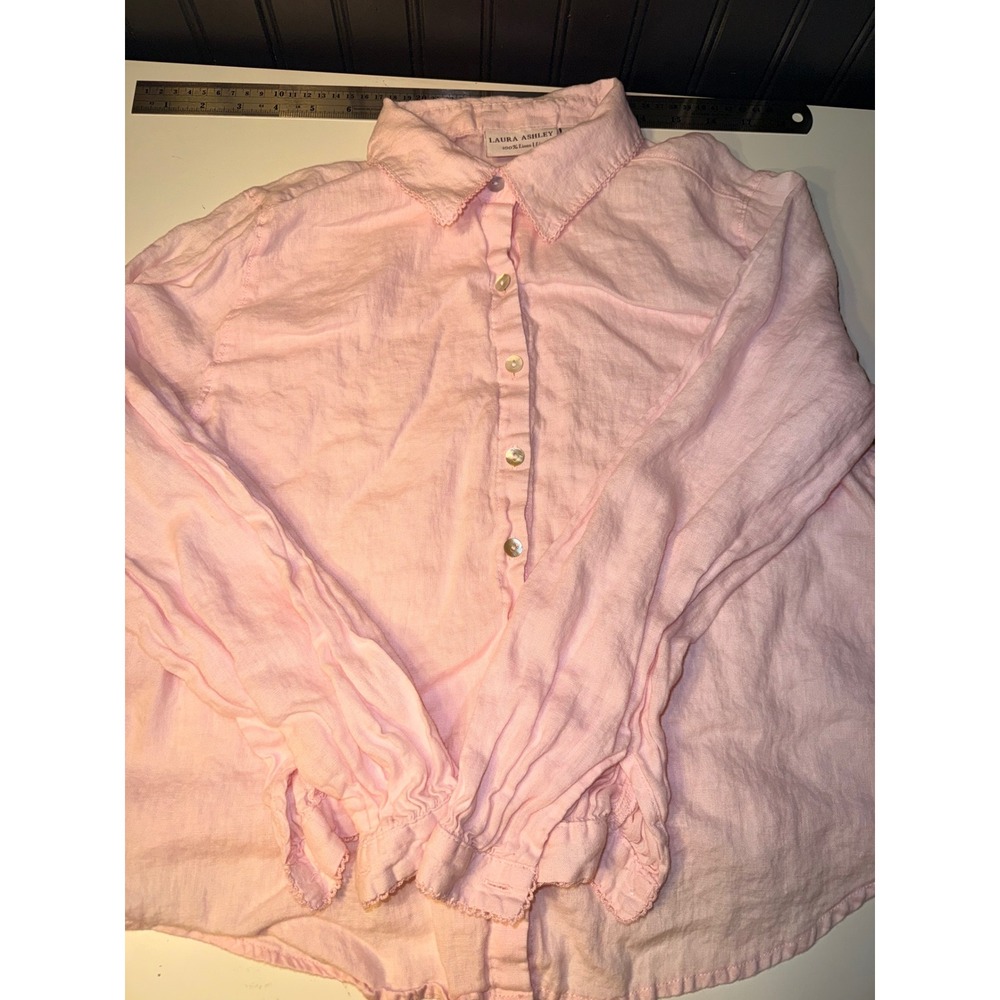 Laura Ashley Linen pink button down top with collar and detail small